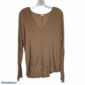 Wilfred x Aritzia Basic Long Sleeved V-Neck Tee XS